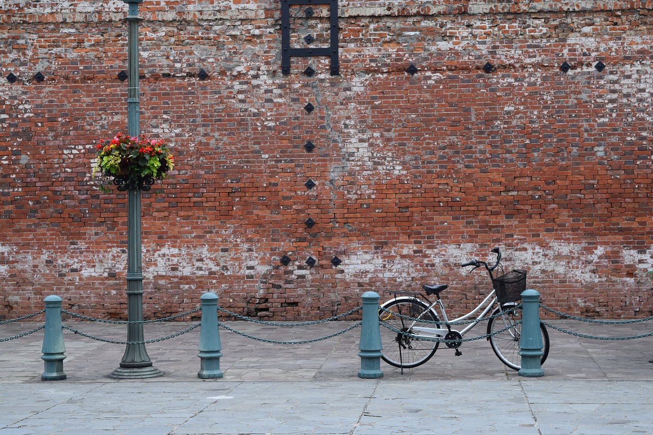 brick hakodate bike free photo