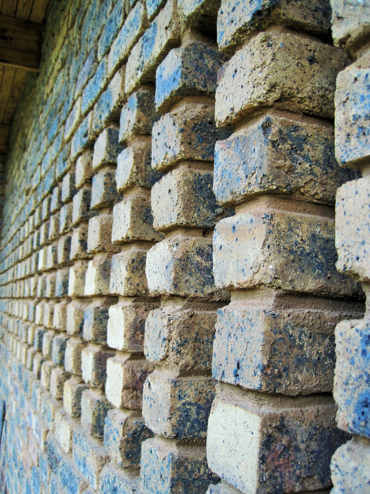 wall brick slats free photo