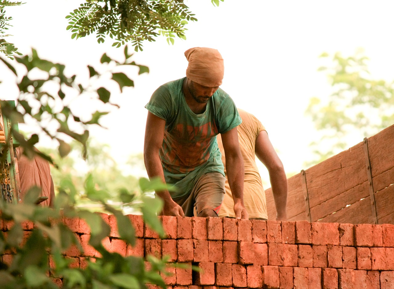 bricks labourer indian free photo