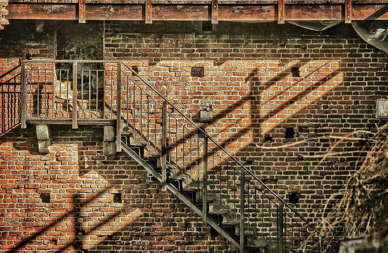 bricks ladder symmetry free photo