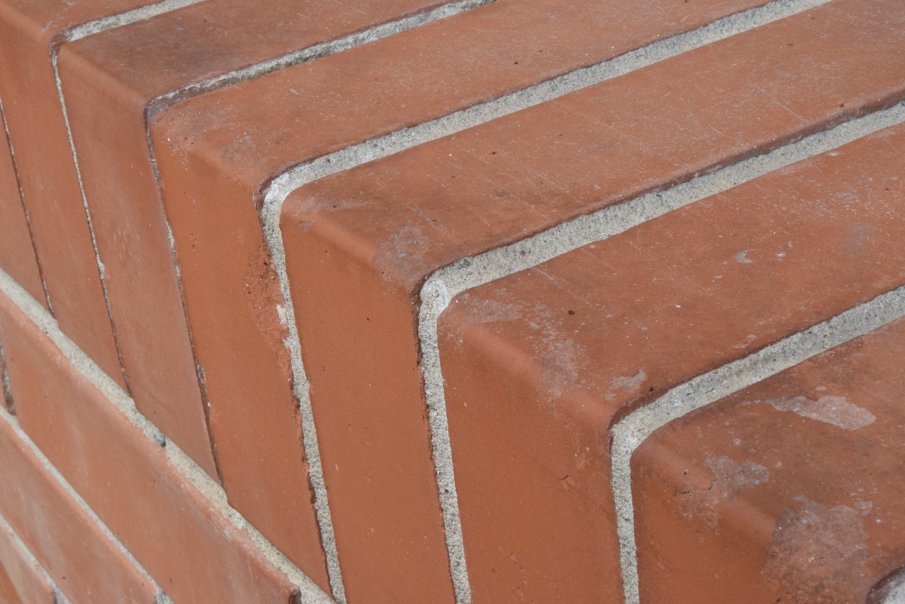 bricks wall lombardy free photo