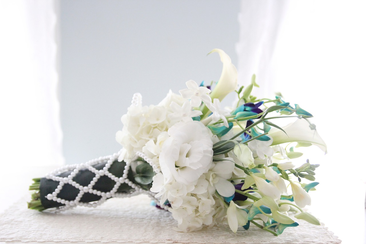 bridal flower bouquet free photo