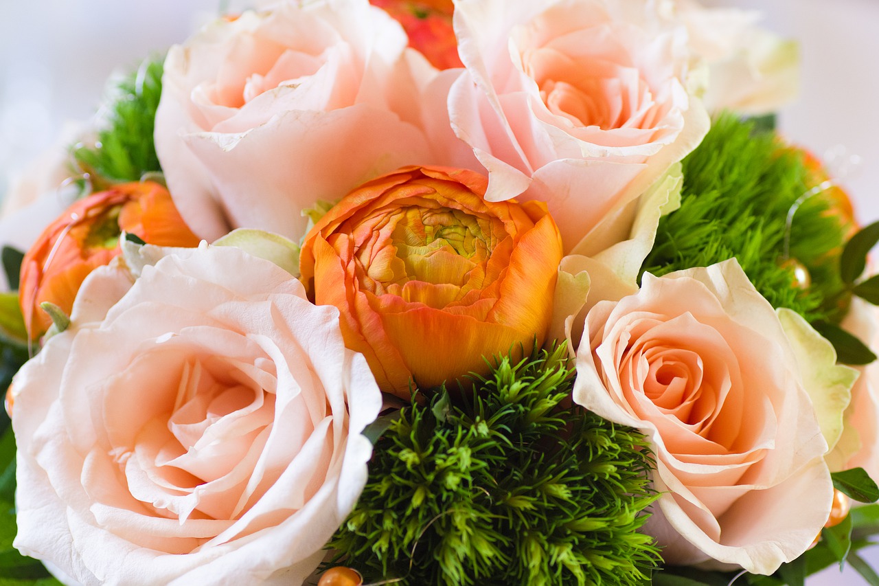 bridal bouquet  roses  wedding free photo