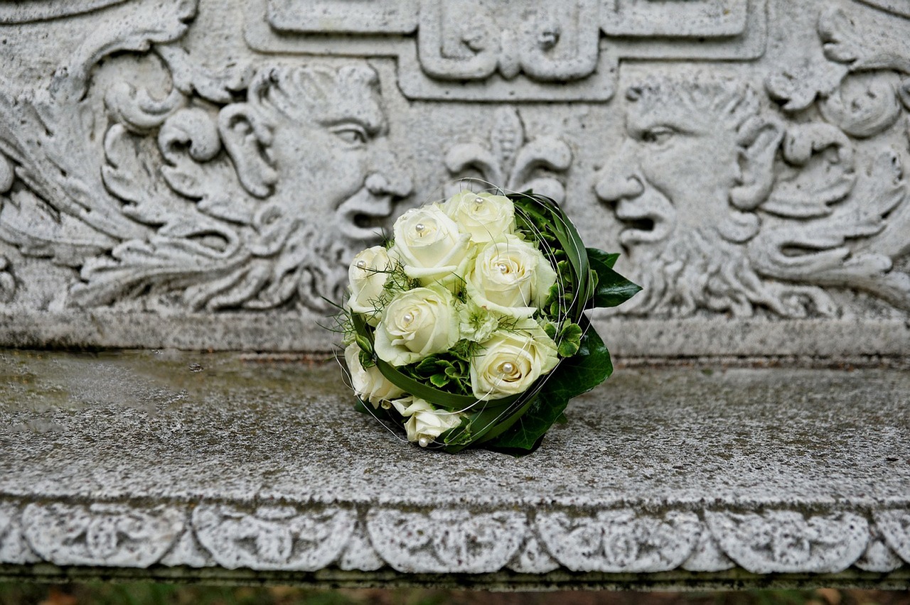 bridal bouquet roses white free photo
