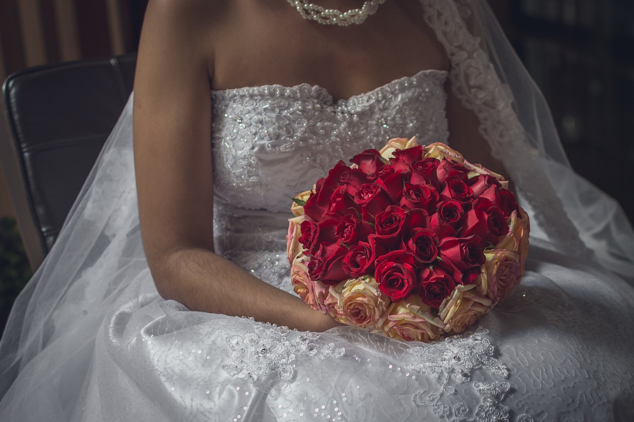 bride roses marriage free photo