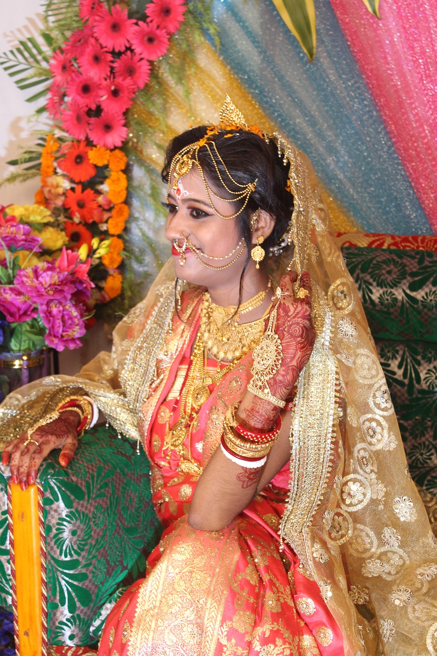 bride  traditional  decoration free photo