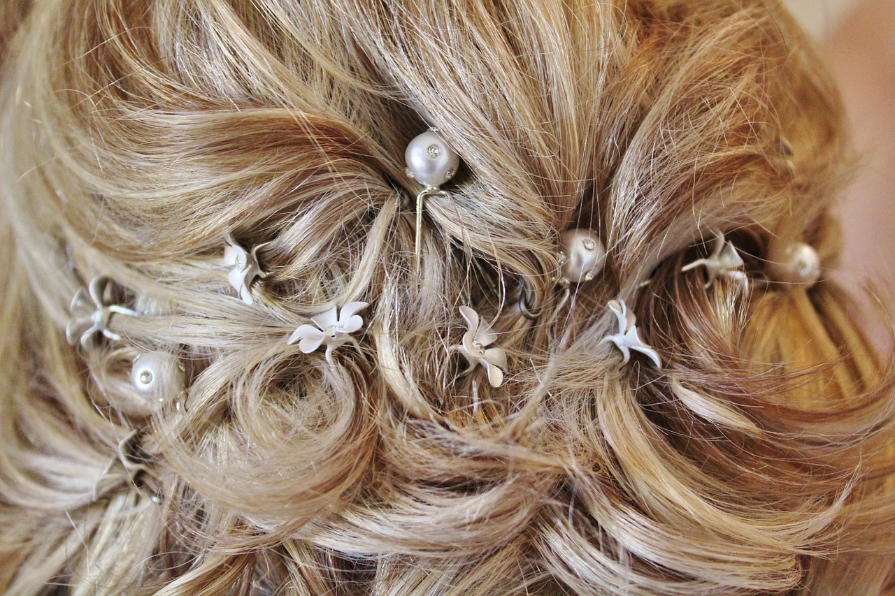 bride hairstyle pinned up free photo