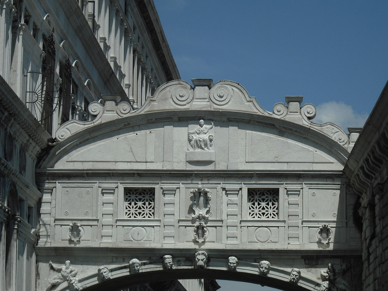 bridge of sighs free photo