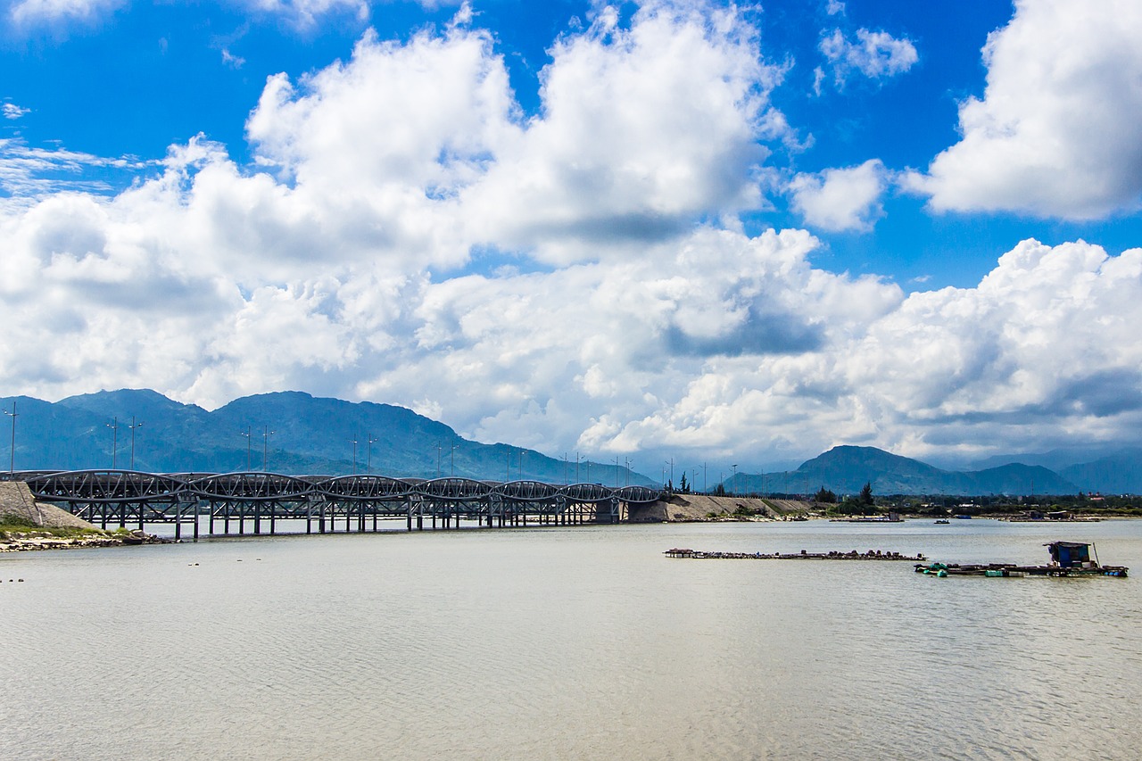 bridge long outdoor free photo