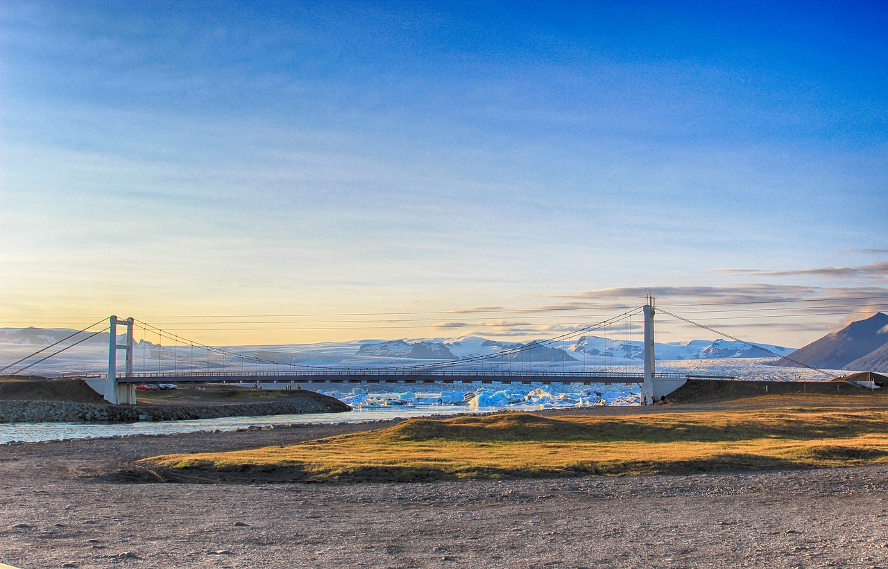 bridge clear sky cloud free photo