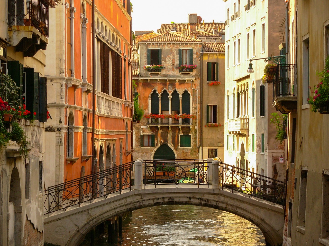 bridge venice canal free photo