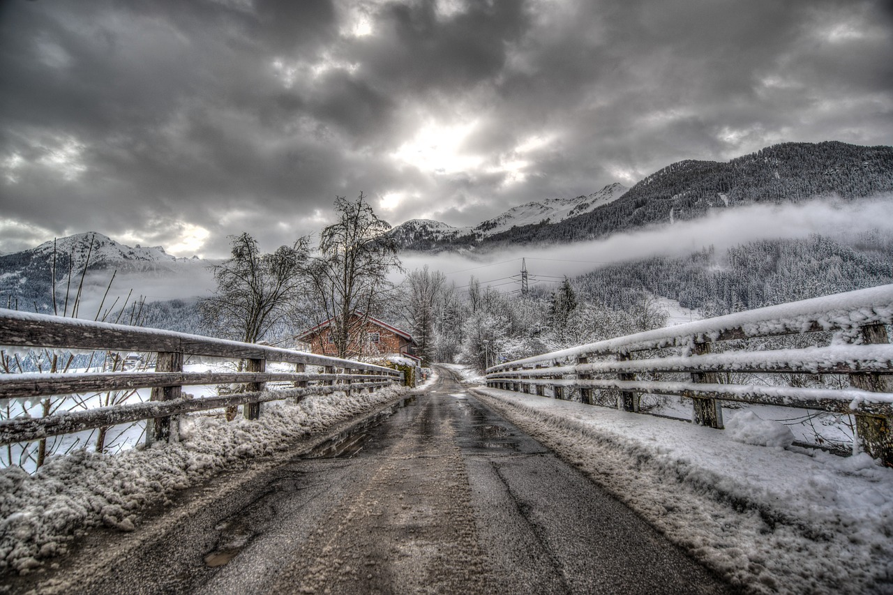 bridge hdr horror free photo