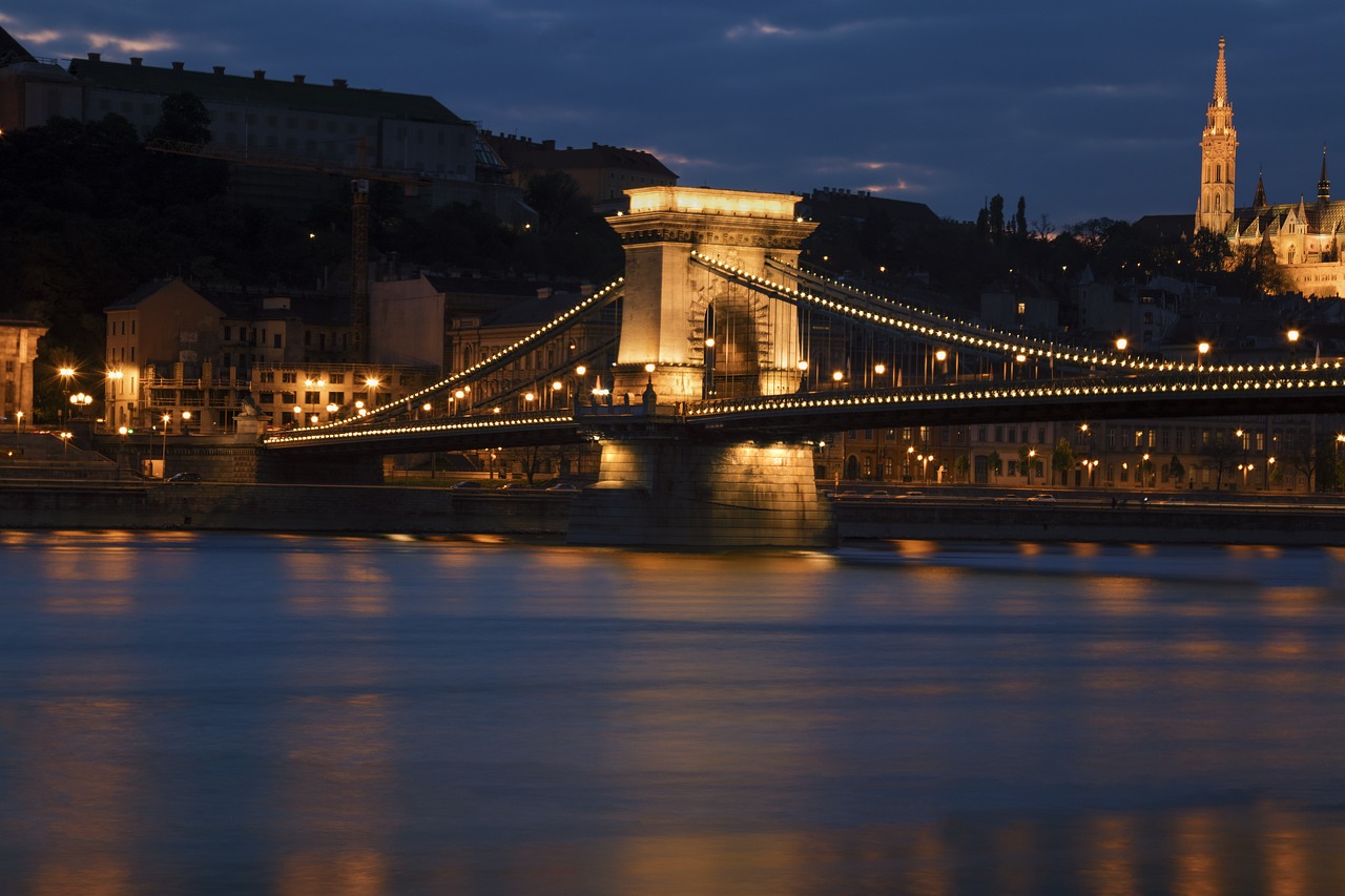 bridge budapest hungary free photo