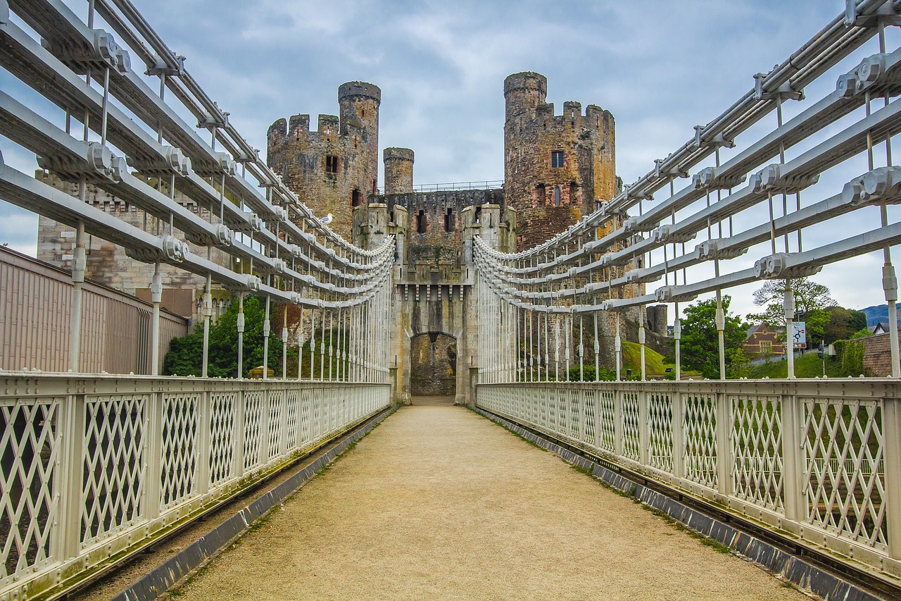 bridge monument castle free photo