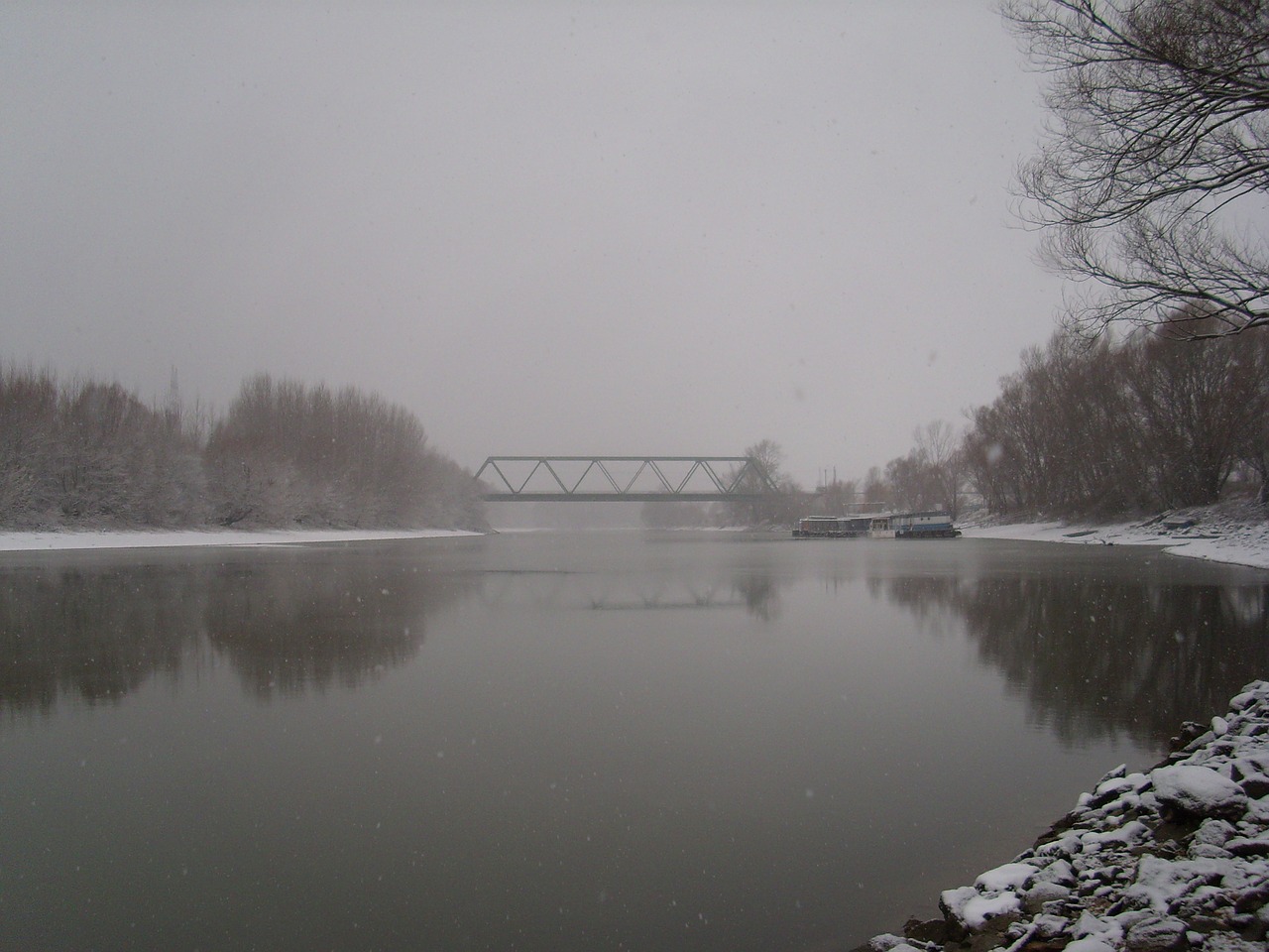 bridge winter snow free photo