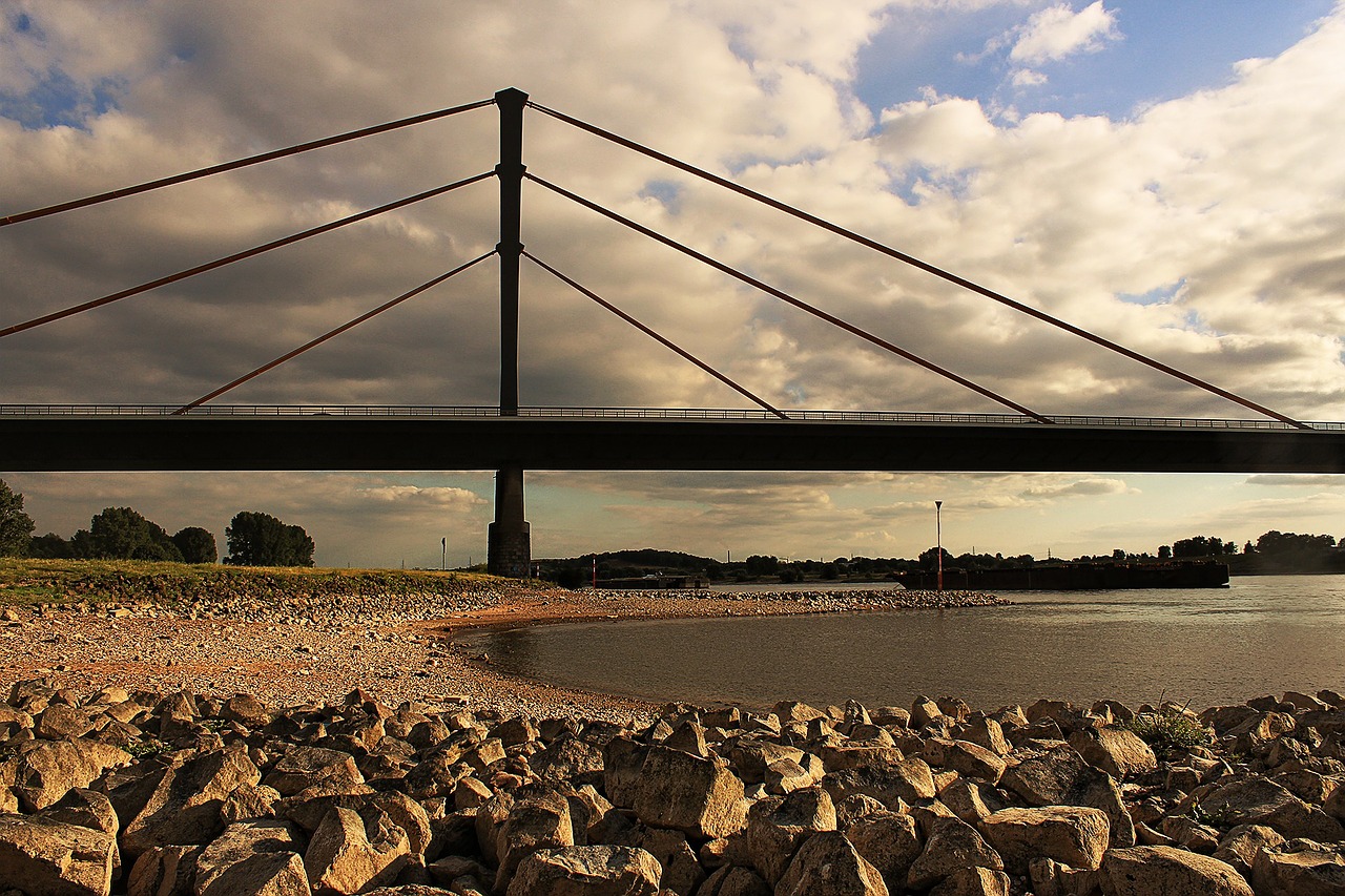 bridge bank stone free photo