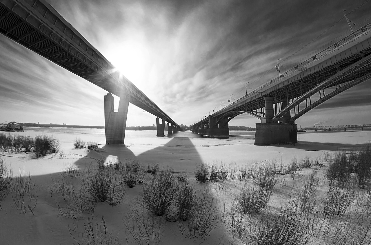 bridge  the metro bridge  winter free photo