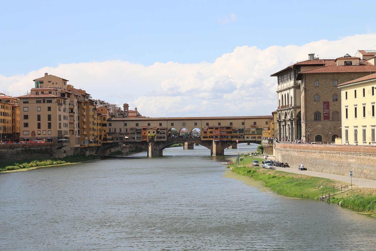 bridge  florence  italy free photo