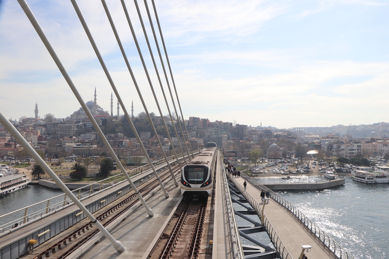 bridge  subway  transportation free photo