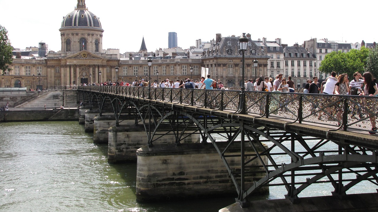 bridge paris padlock free photo