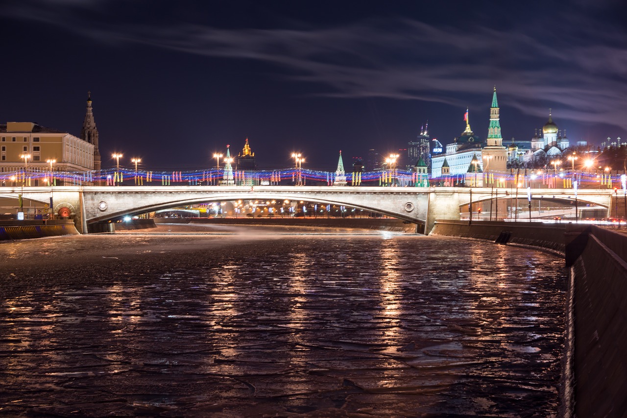 bridge the kremlin winter free photo