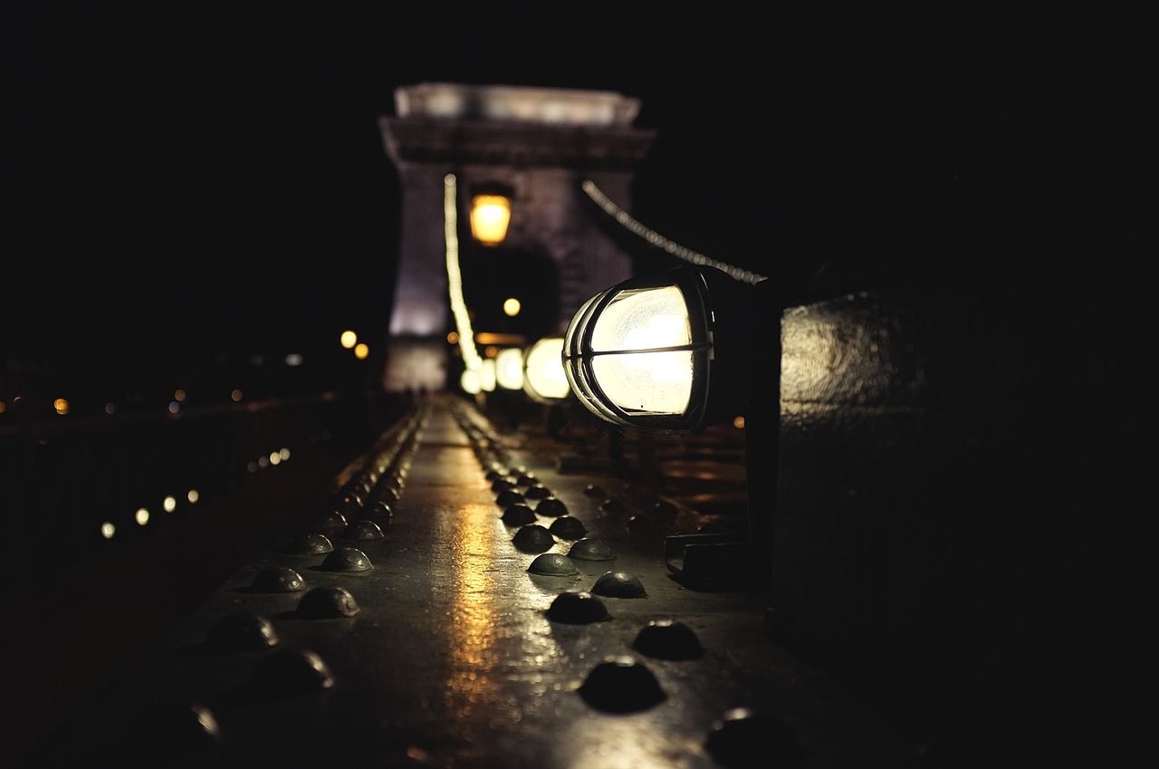 bridge chain night free photo