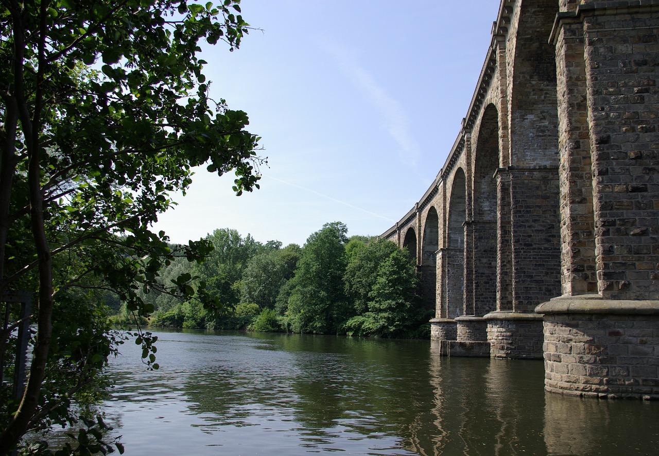 bridge aqueduct eisenbahbruecke free photo
