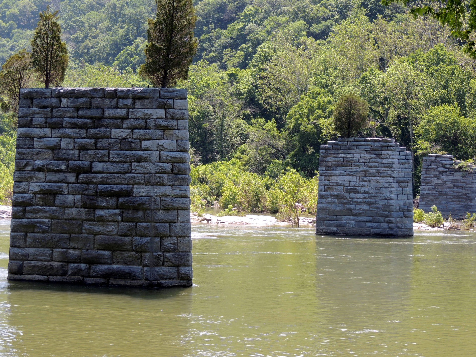 bridge ruins pillar free photo