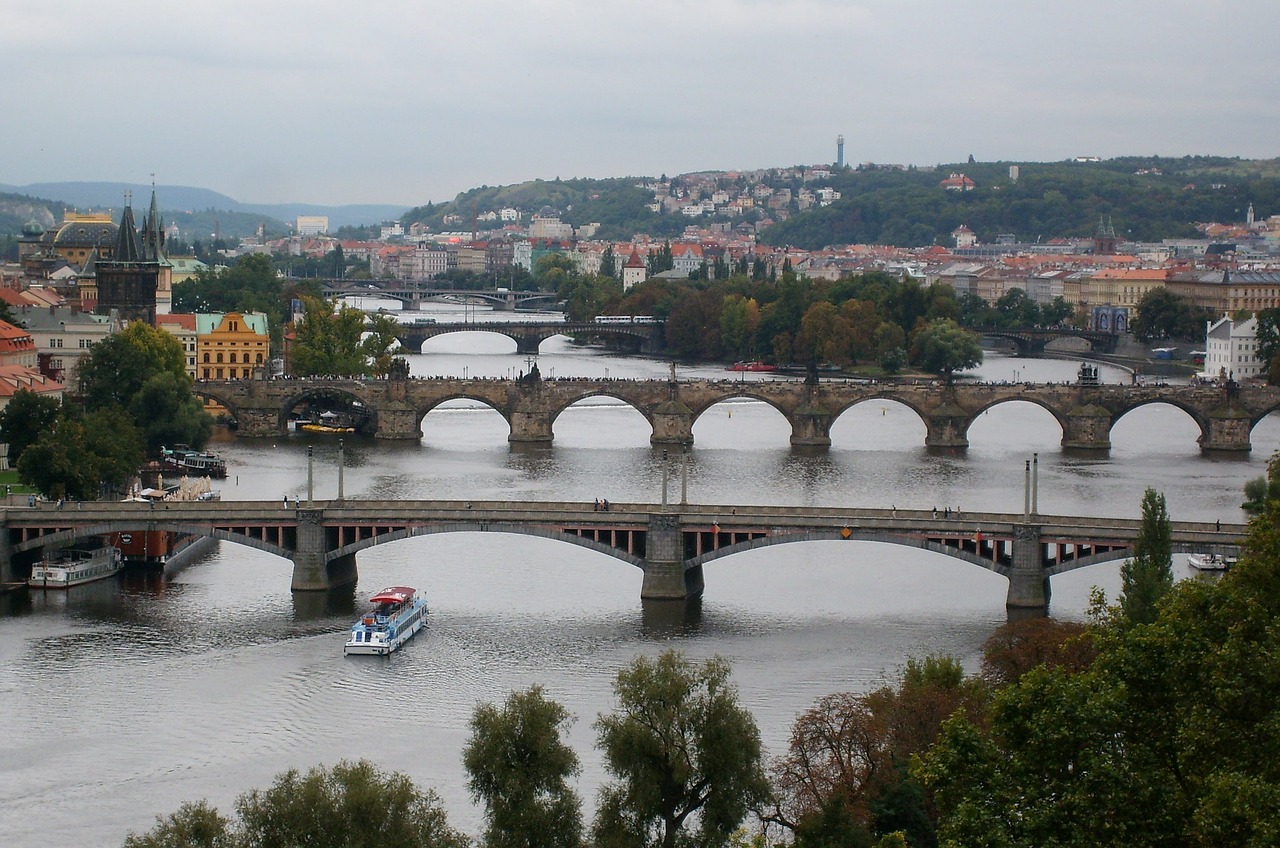 bridges landscape prague free photo