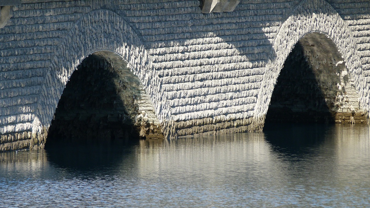 bridges stone arches water free photo