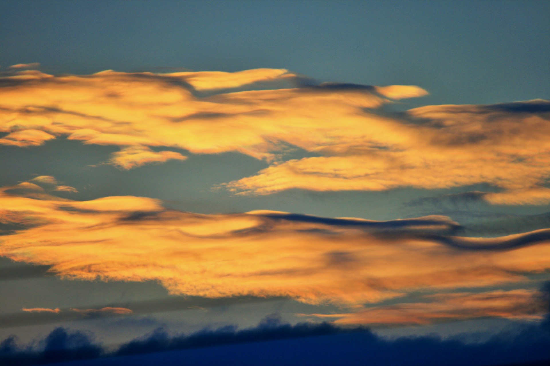 sky cloud bands free photo