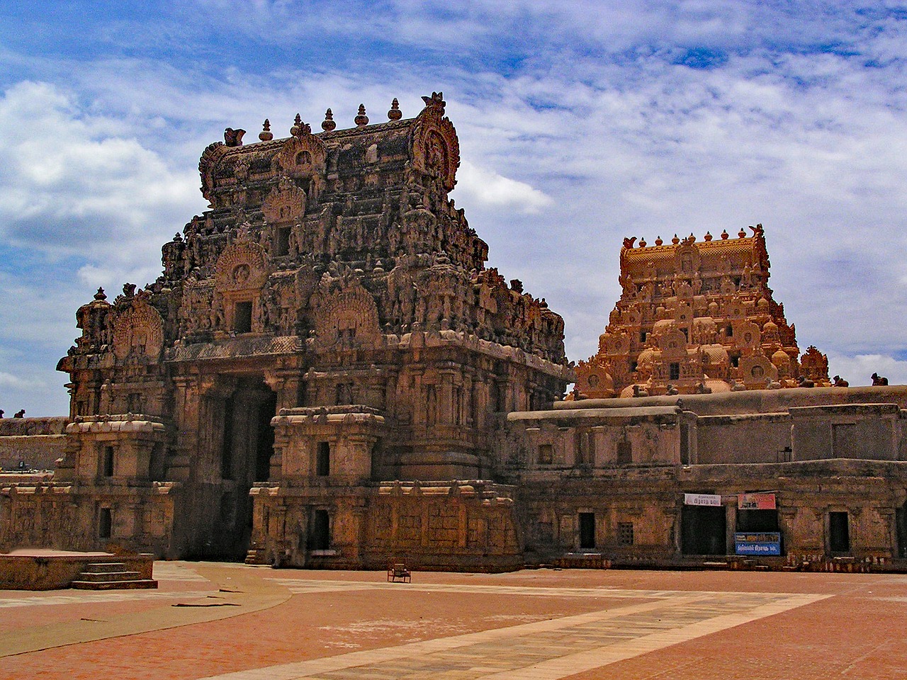 brihadishvara temple thanjavur free photo
