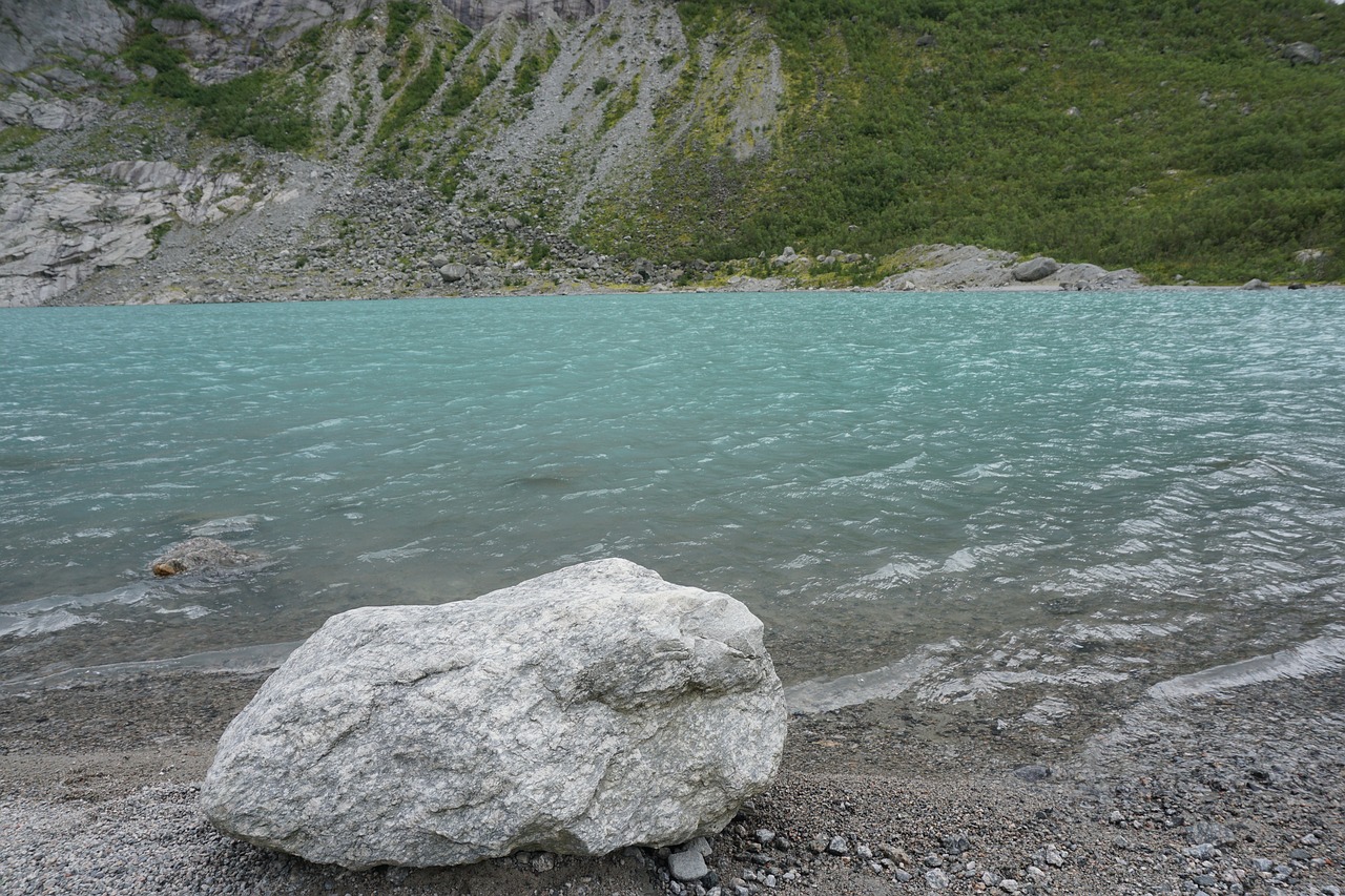 briksdal glacier water free photo