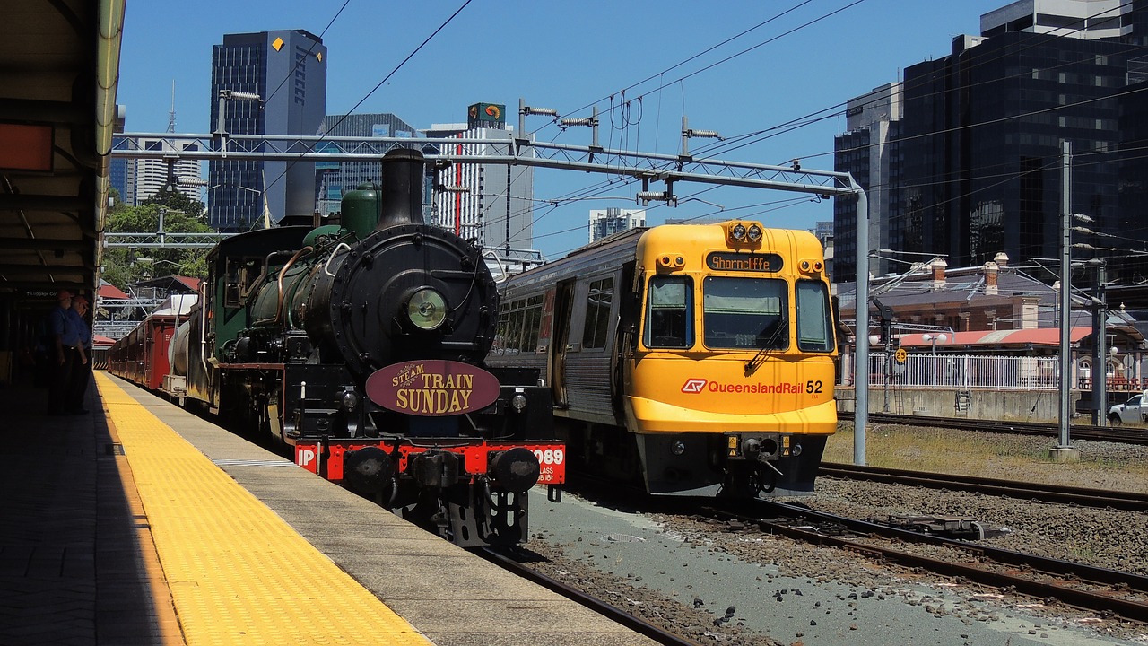 brisbane train travel free photo