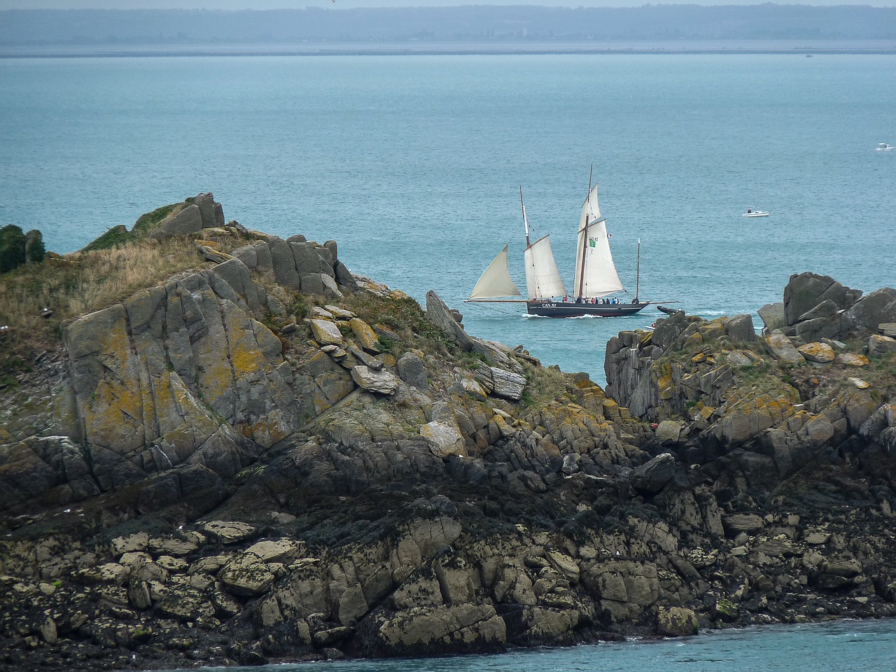 brittany sailboat boat free photo