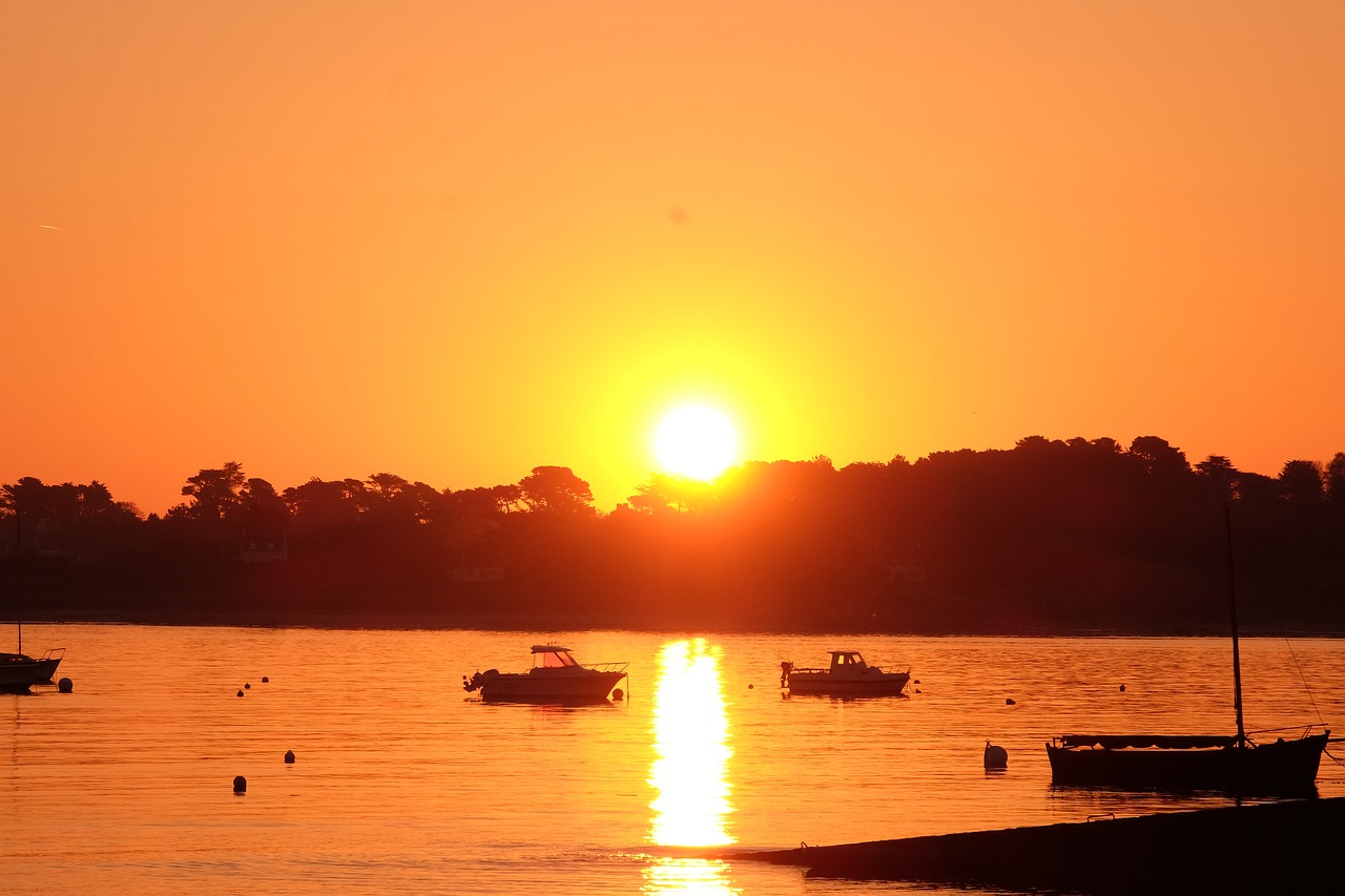 brittany sunrise sea free photo