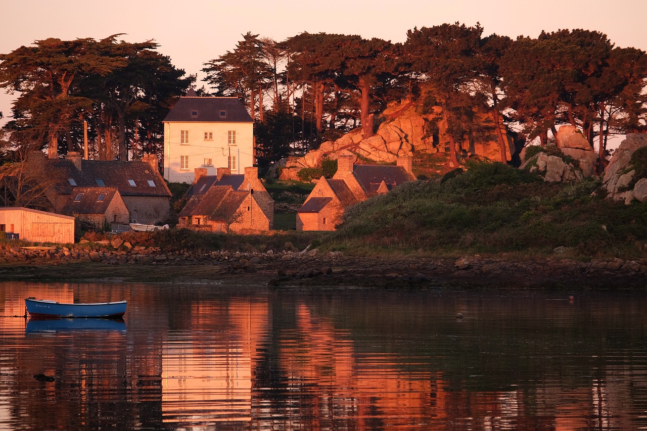 brittany reflection on the water morning free photo