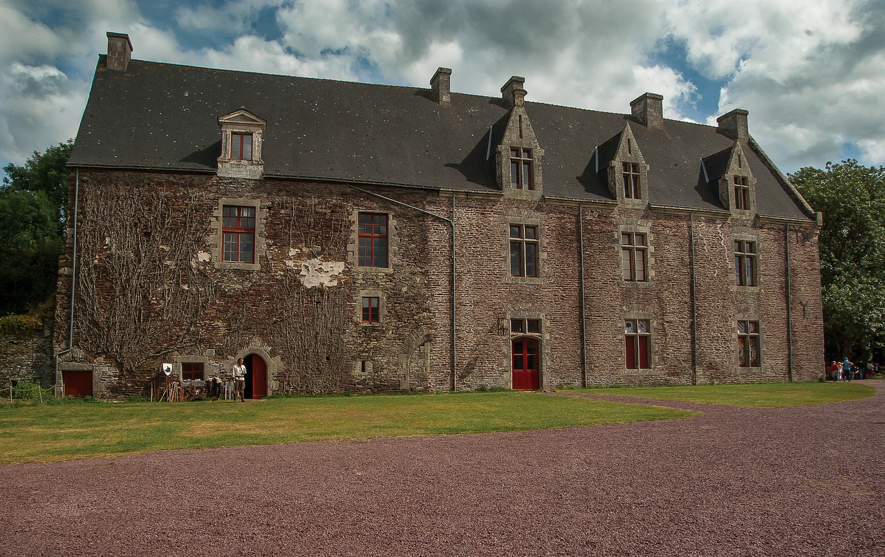 brittany brocéliande castle free photo