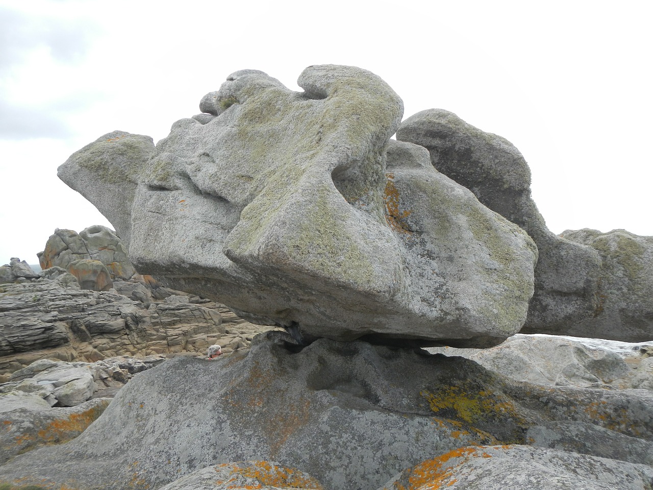 brittany rock stone free photo