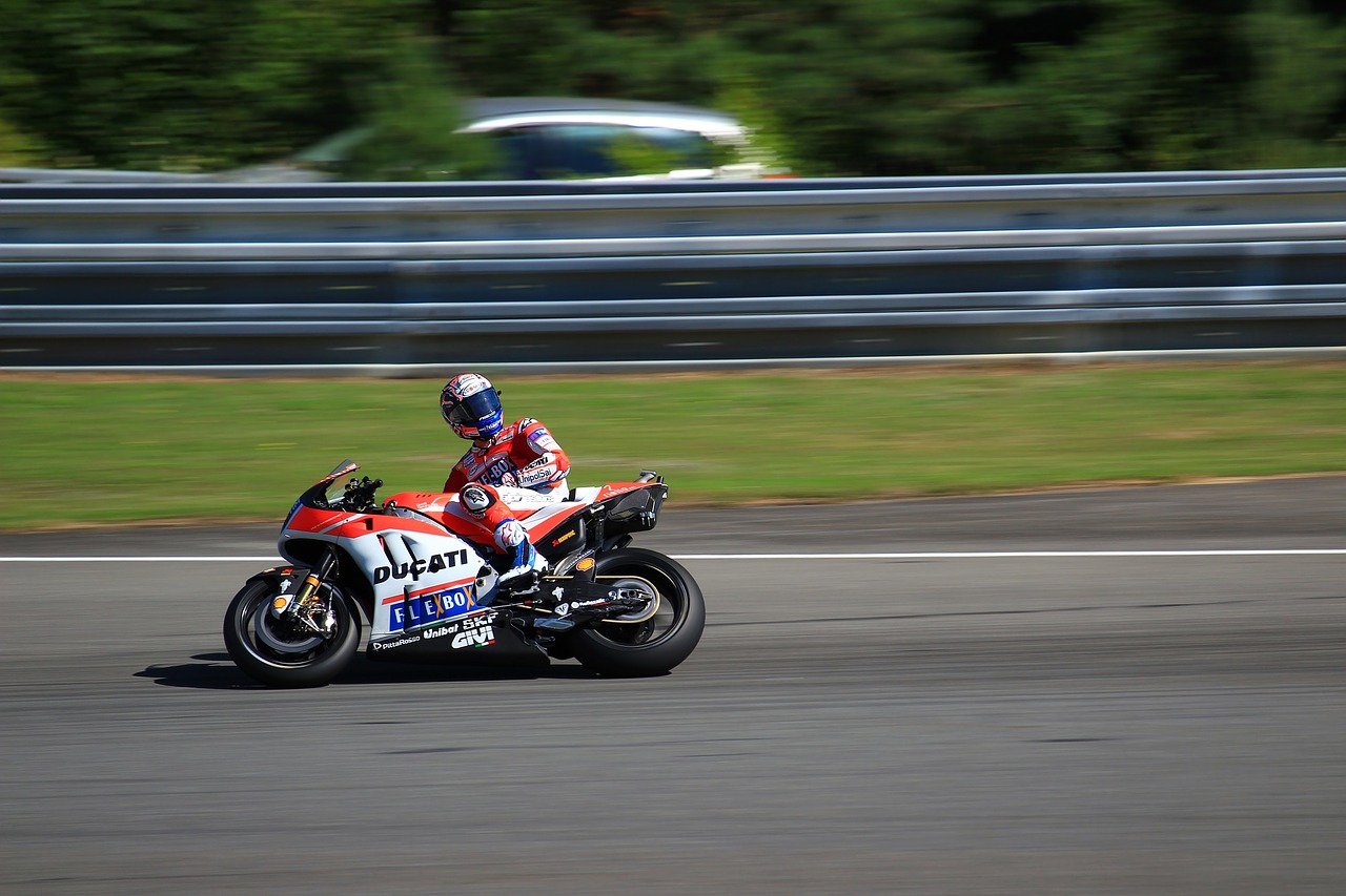 brno motogp andrea dovizioso free photo