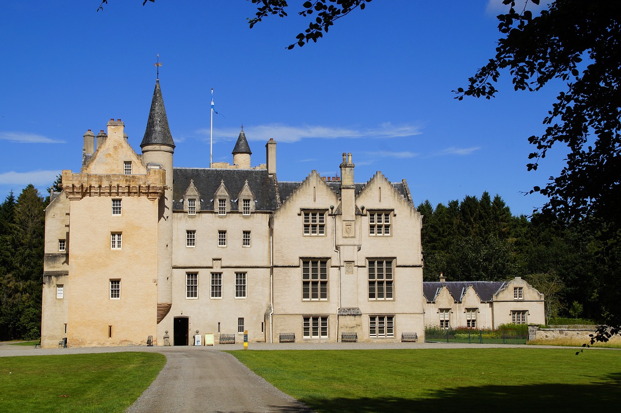 brodie castle  castle  scottish castle free photo