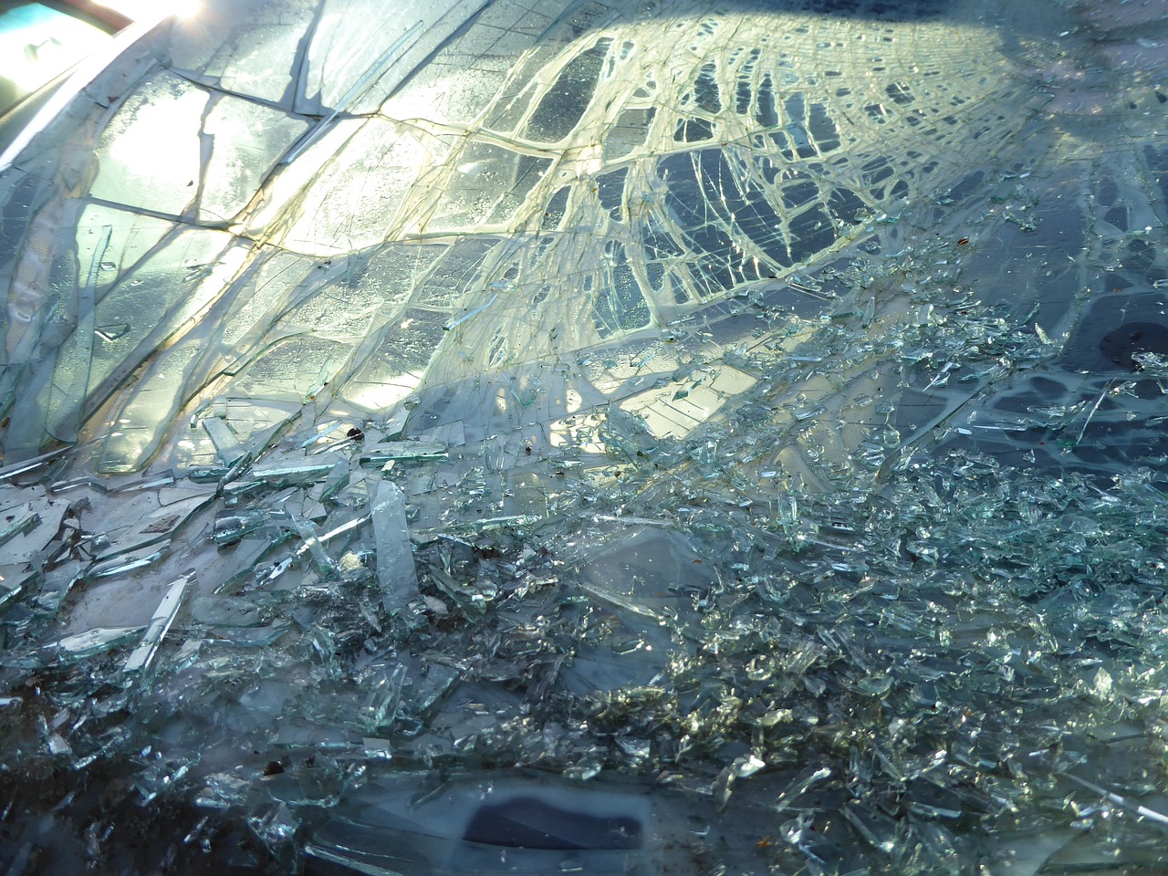 broken window windshield free photo