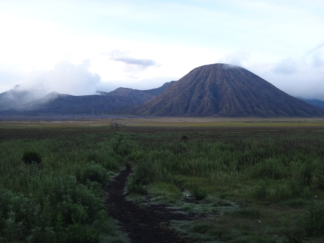 bromo volcano indonesia free photo