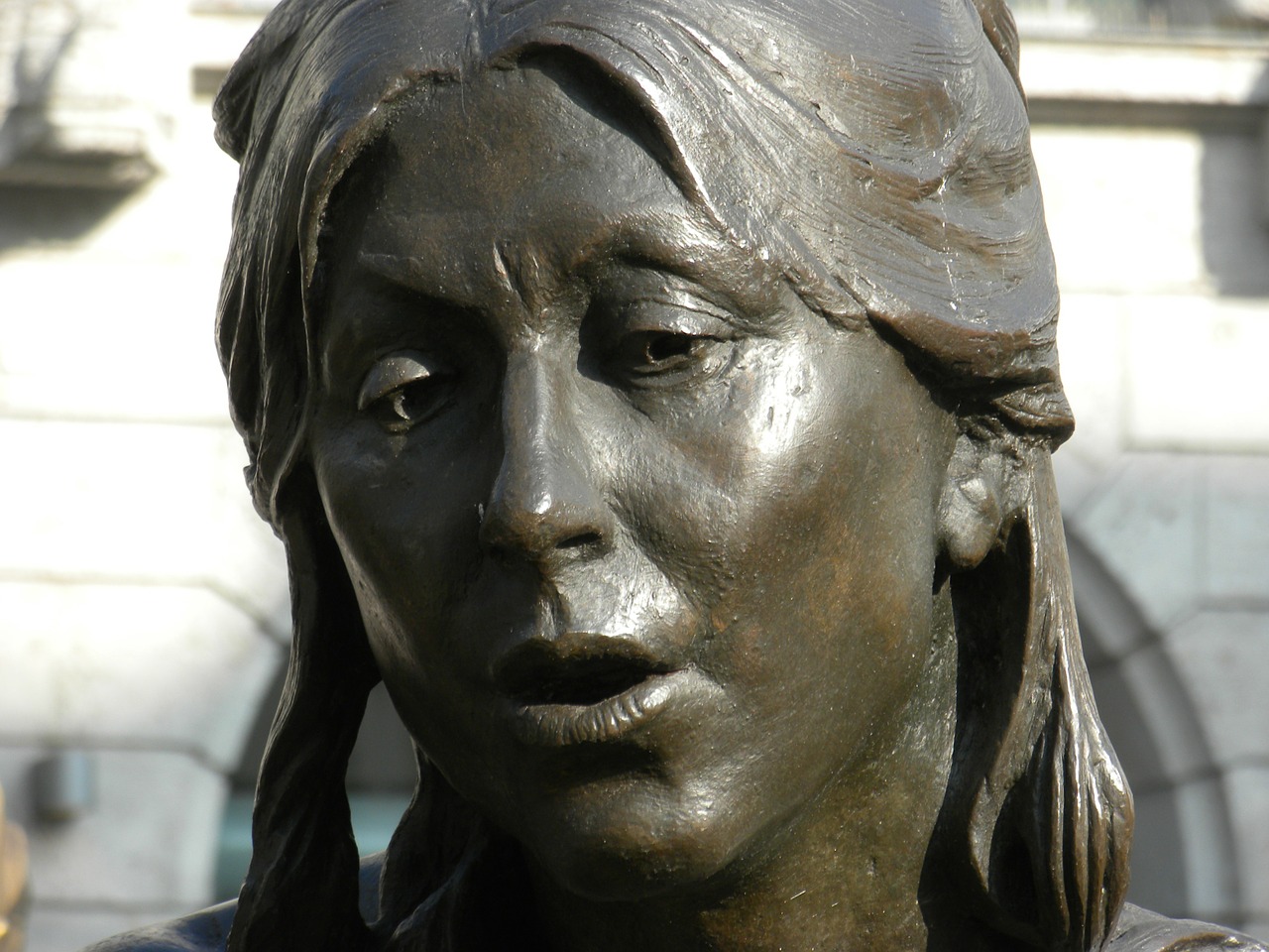 bronze statue woman free photo