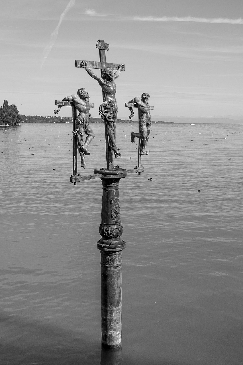 bronze cruise lake constance free photo