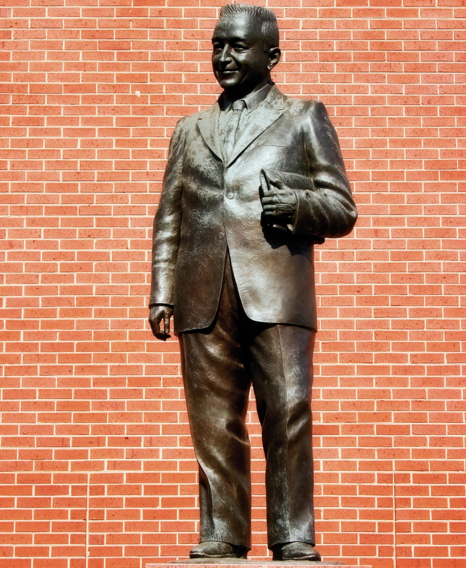 statue male bronze free photo
