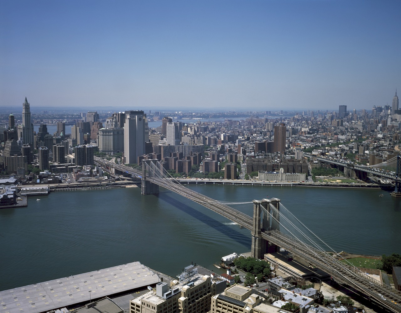 brooklyn bridge manhattan skyline free photo