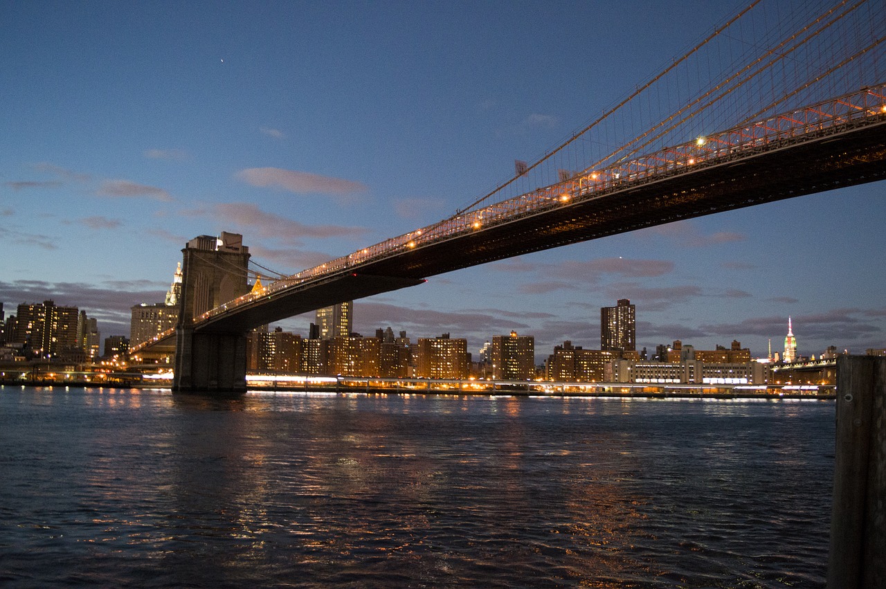 brooklyn bridge manhattan downtown free photo