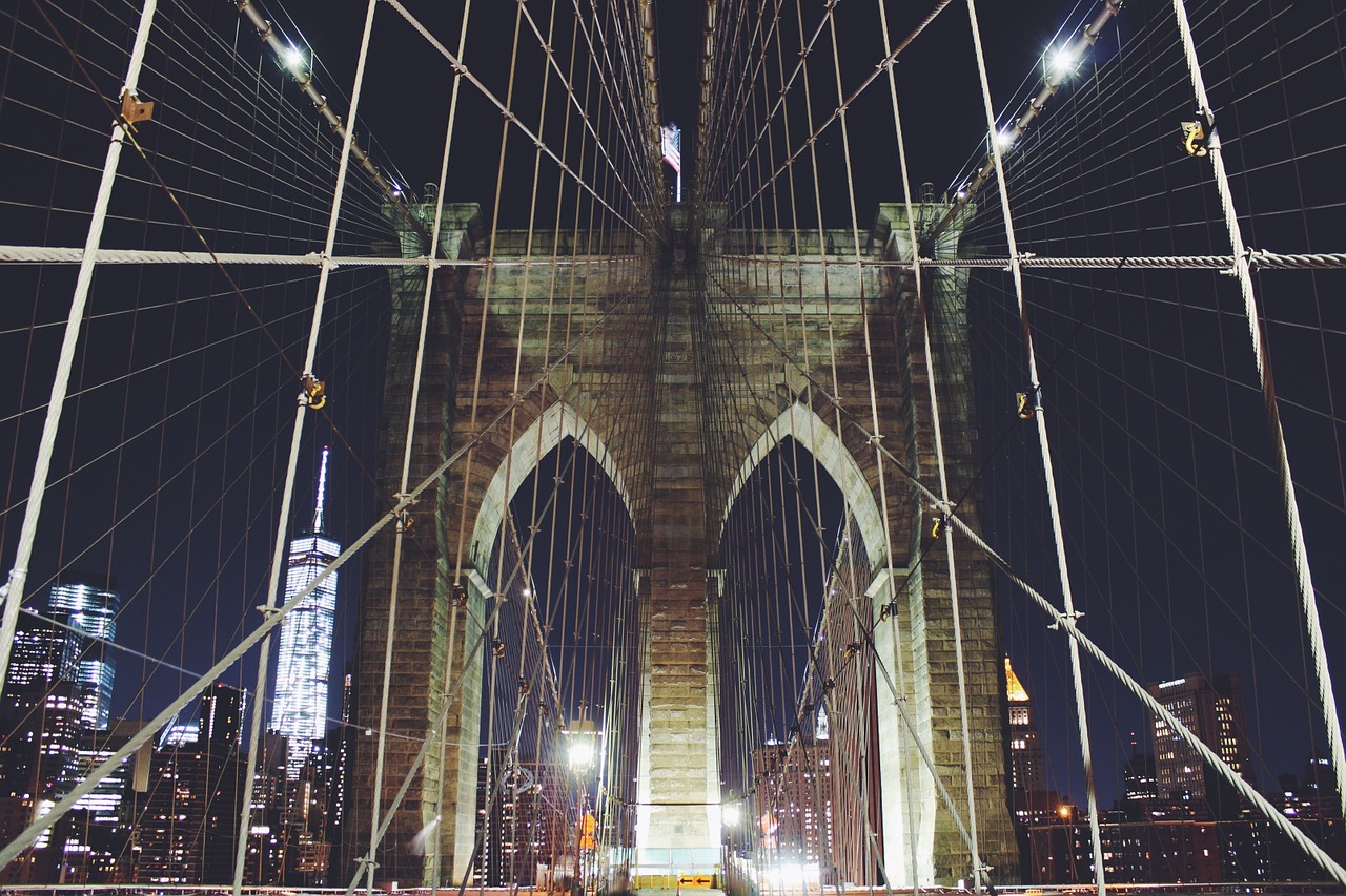 brooklyn bridge new york pillar free photo