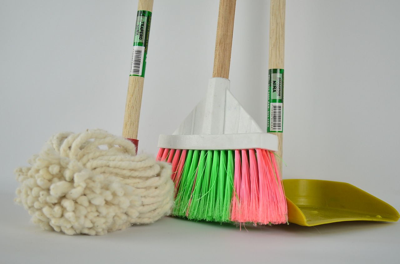 broom ragpicker mop free photo